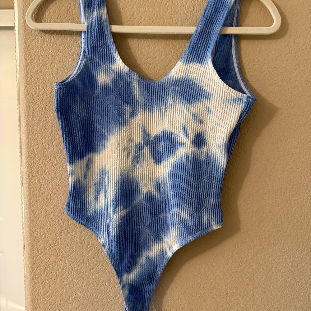 Noisy May Selma Cloud Print Sleeveless Bodysuit